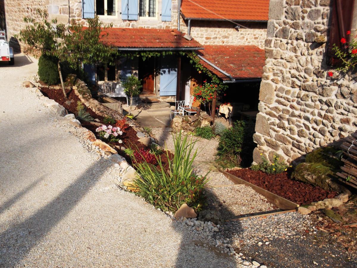 Bergeveaux Bertignat Exterior photo
